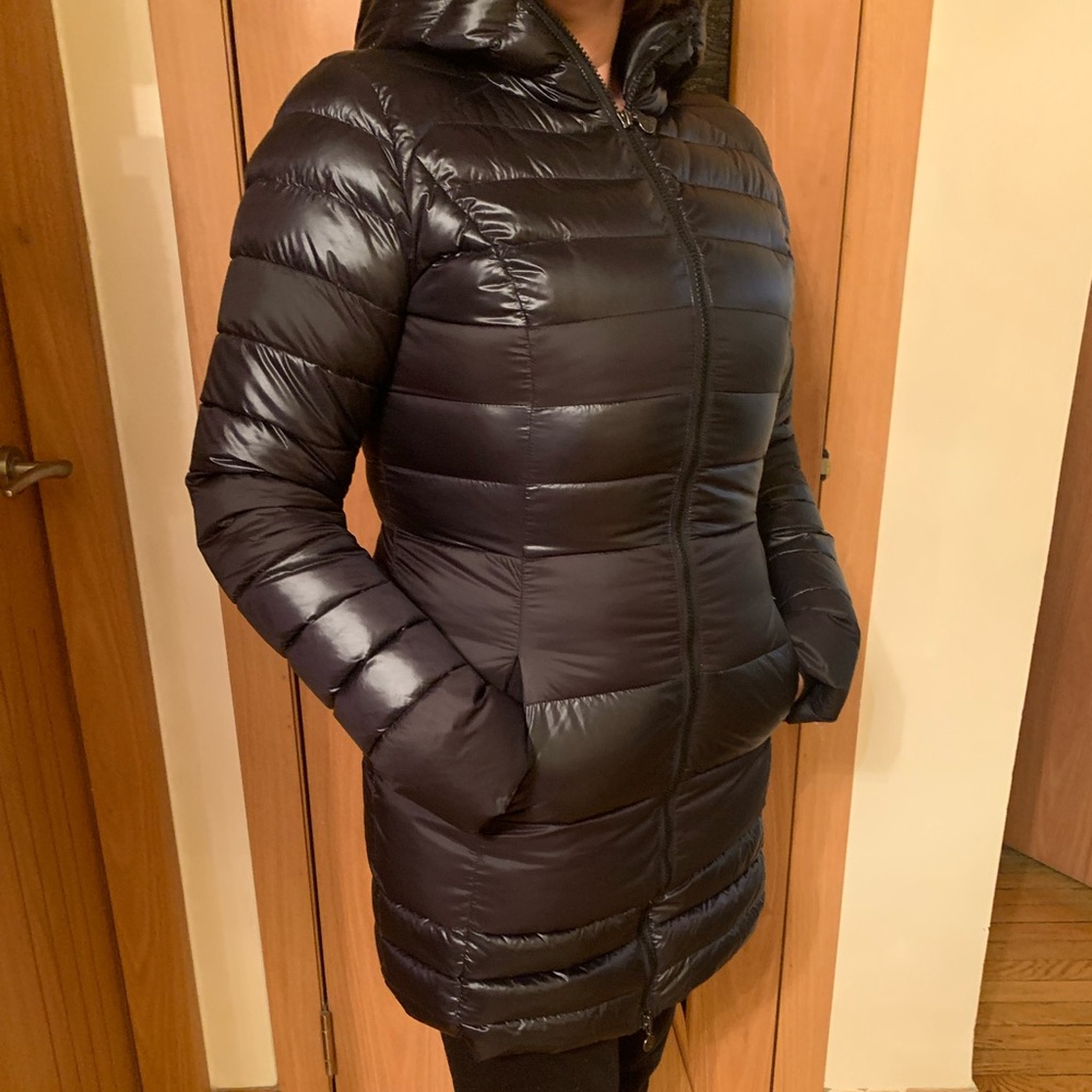 SNOWMAN New York black puffer jacket